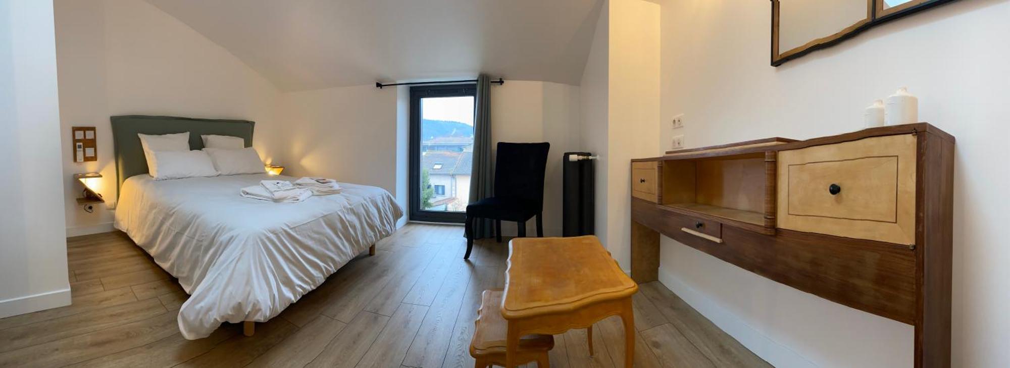 Chambre Double - Vue sur Piscine